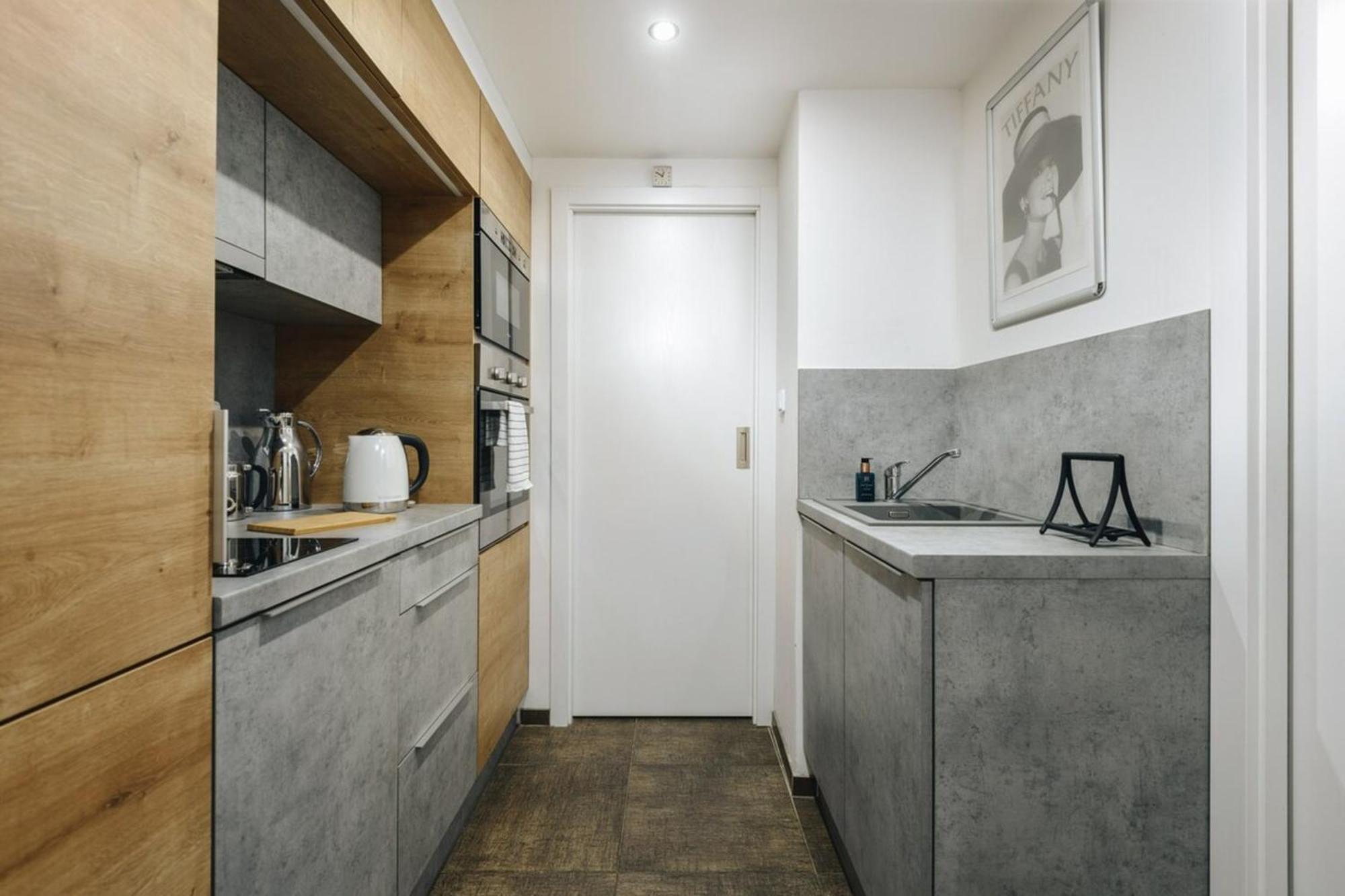 Cozy & Comfortable Apt Walking Anywhere You Want Sen Praha Exteriér fotografie