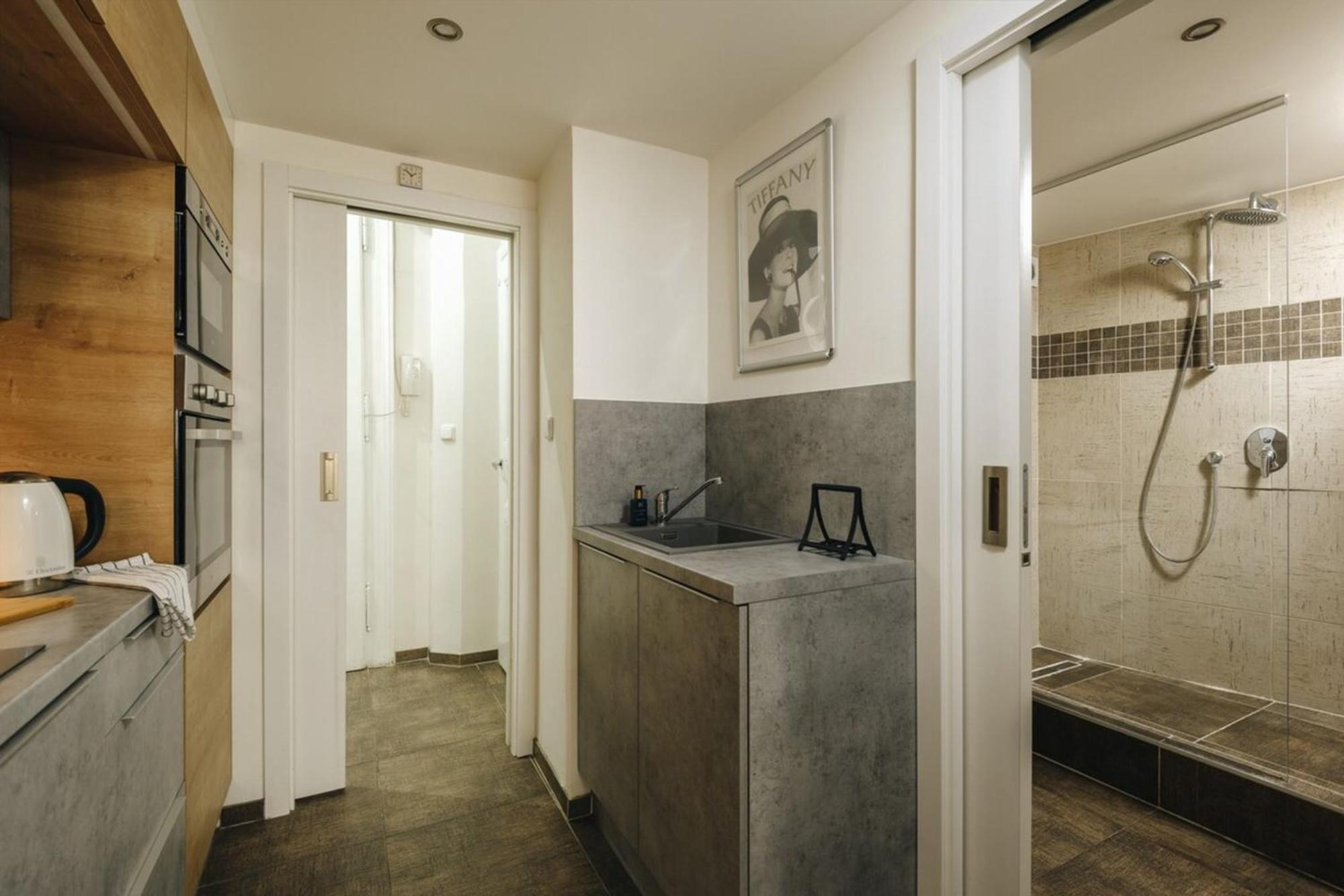 Cozy & Comfortable Apt Walking Anywhere You Want Sen Praha Exteriér fotografie